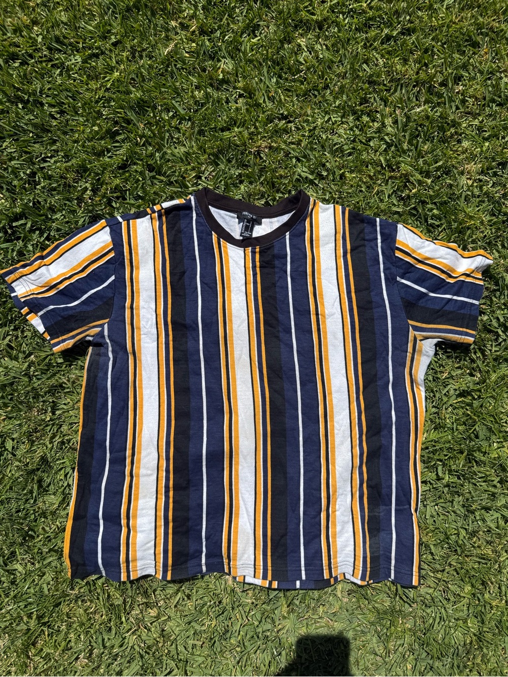 Forever 21 Men’s Yellow Navy Blue Stripped T-Shirt Size Large
